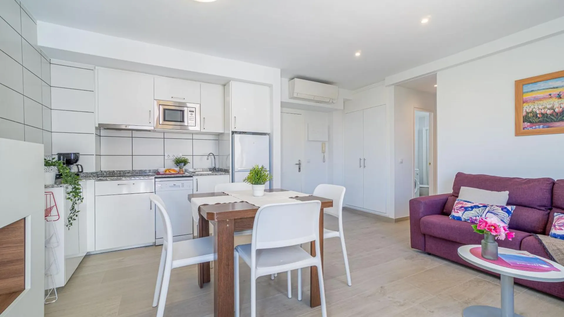 Apart-Rent Apartment Av Rhode 2º 2007 location