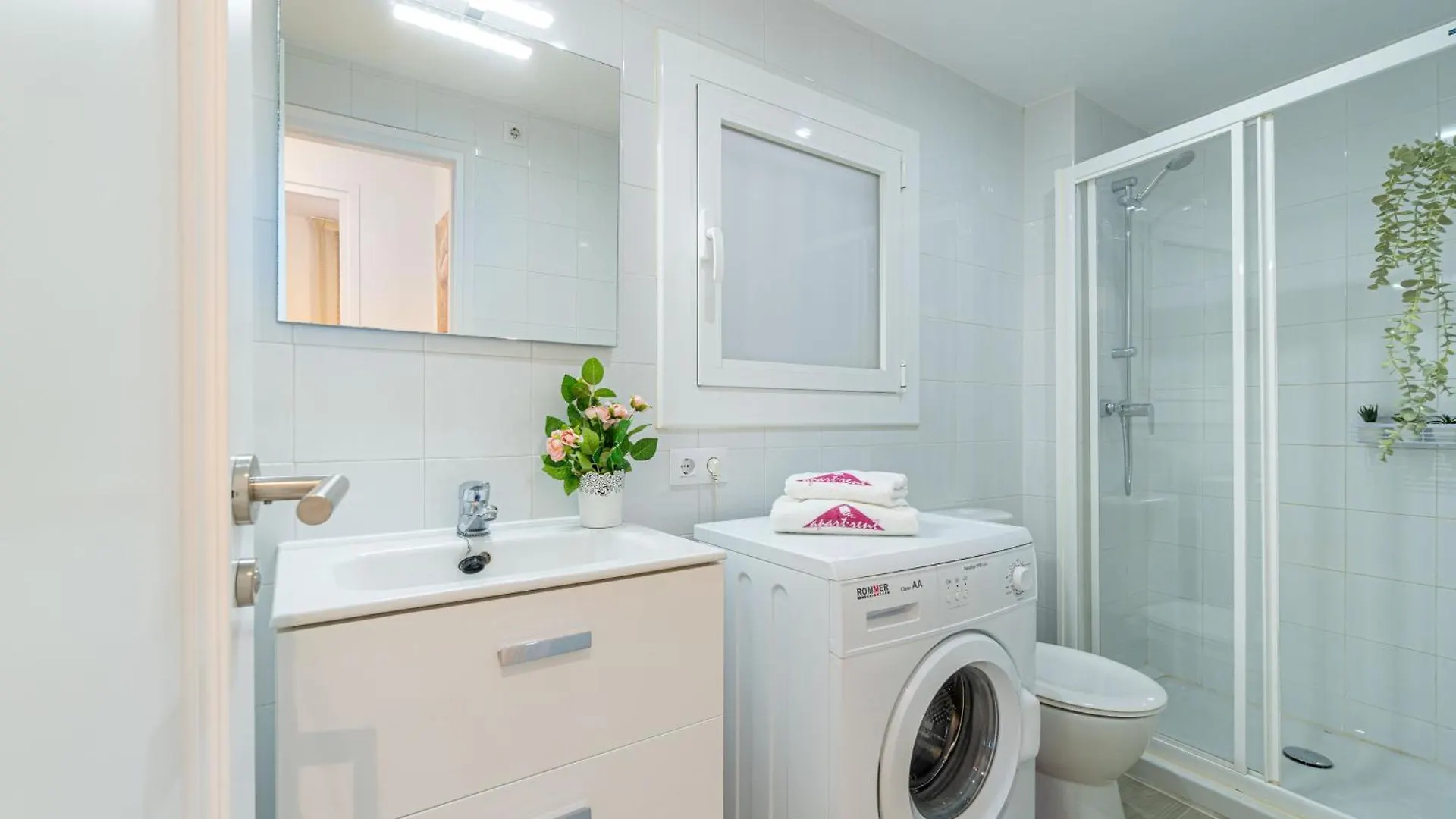 Apart-Rent Apartment Av Rhode 2º 2007 Roses Spain