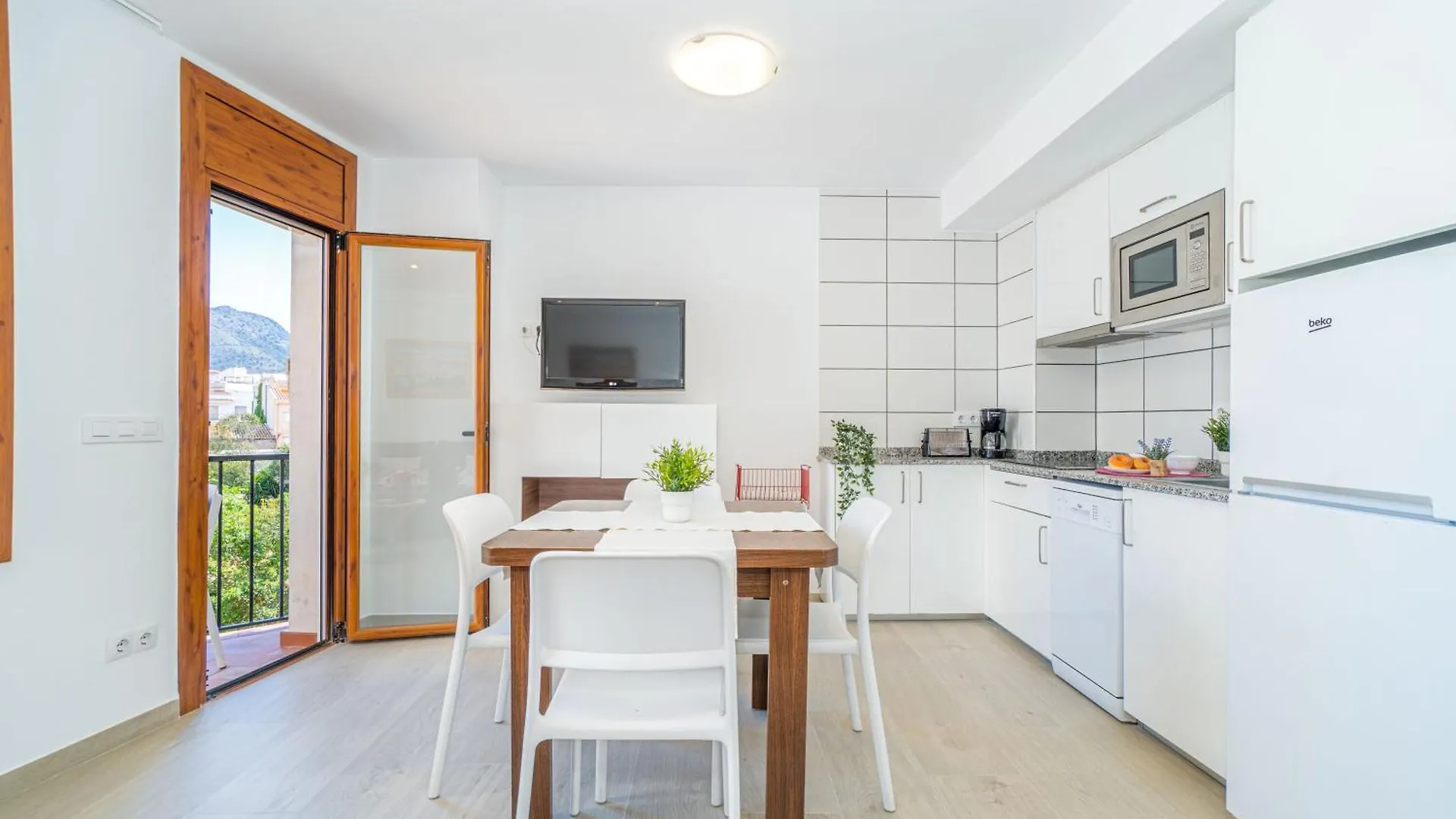 Apart-Rent Apartment Av Rhode 2º 2007 Roses Spain